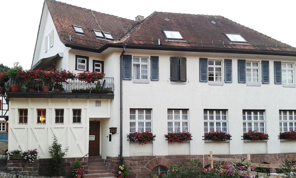 Hotel Garni Gernsbach Exterior foto
