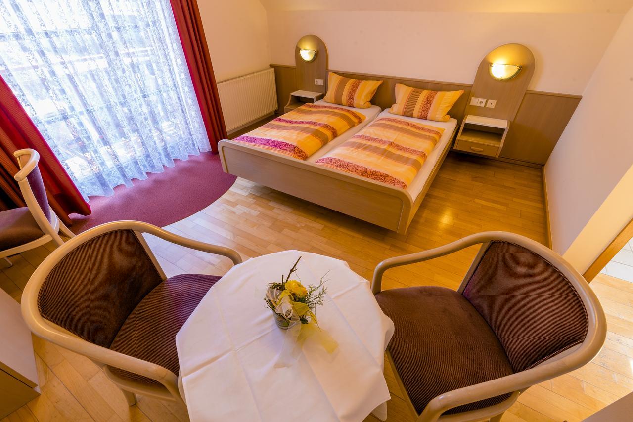 Hotel Garni Gernsbach Exterior foto